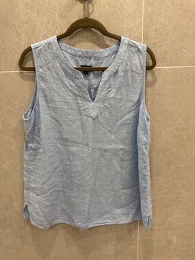 Talbots Light Blue Sleeveless Linen-Blend V-Notch Tank